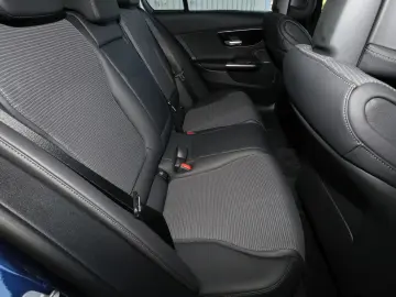 C 180 CARPLAY SPURHALTE 360  MBUX LED 17 ZOLL