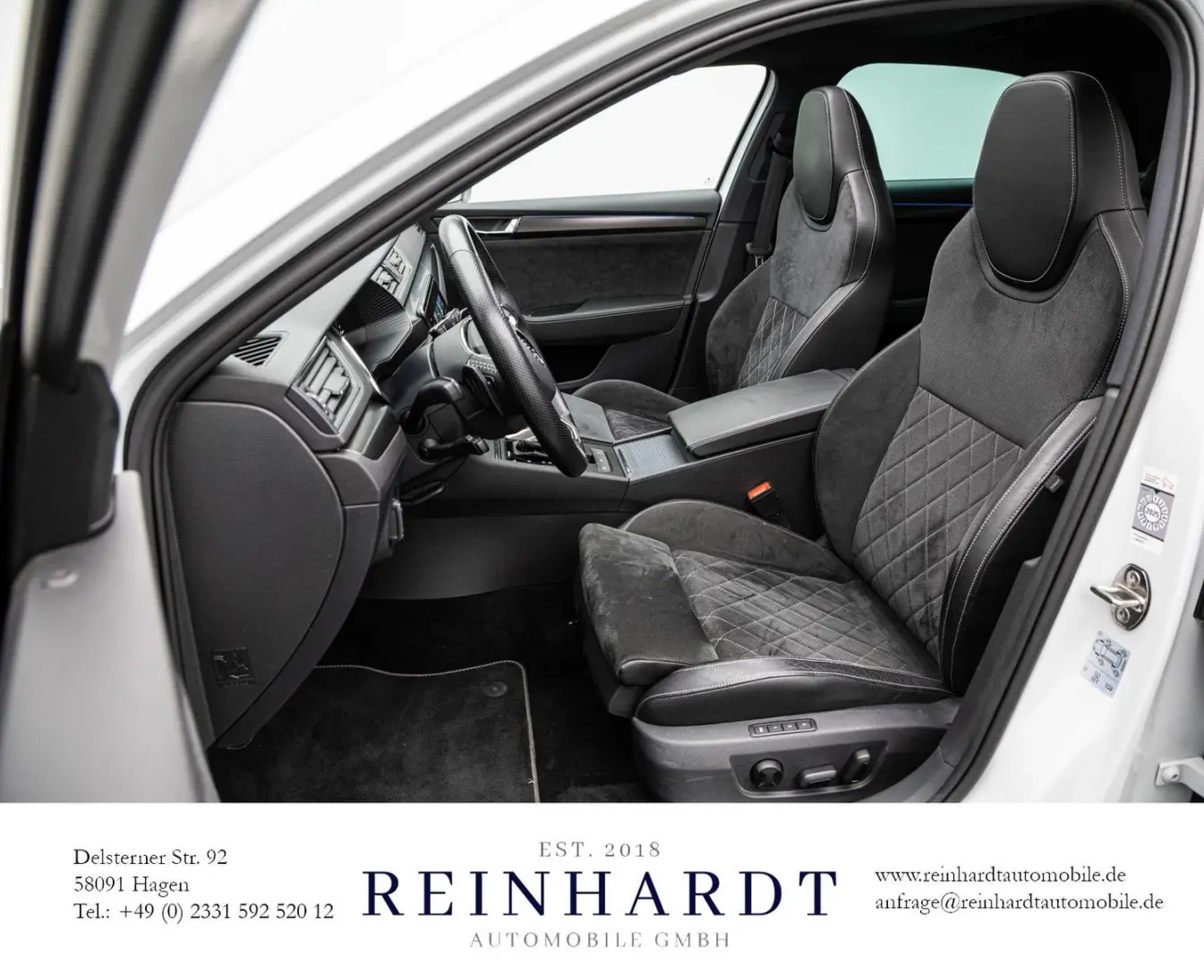 SUPERB LIMOUSINE iV SPORTLINE ACC PANO KAM. LED