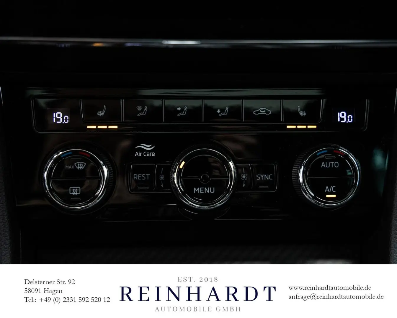 SUPERB LIMOUSINE iV SPORTLINE ACC PANO KAM. LED