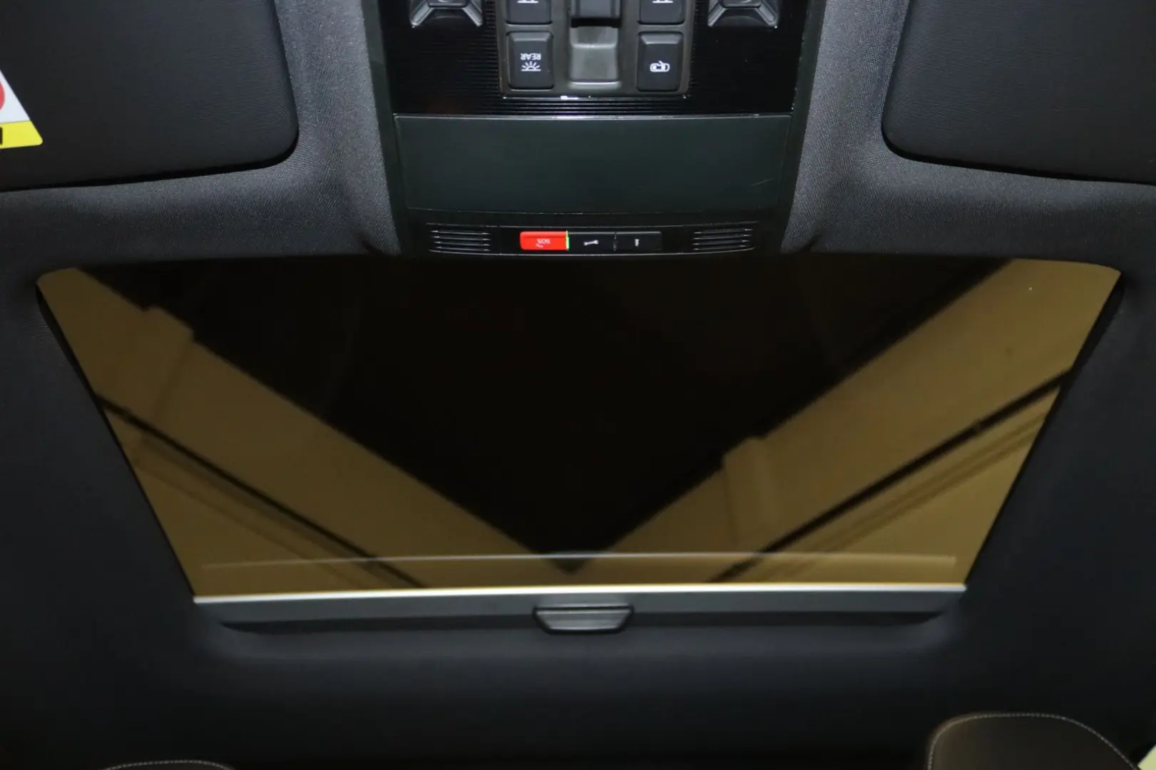 Superb 2.0 TDI SportLine 4x4-PANO-NAV-LED-AHK-