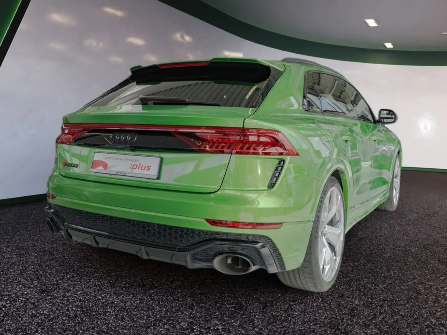 RS Q8 4.0 TFSI quattro tiptronic AHK STANDHZ. BT