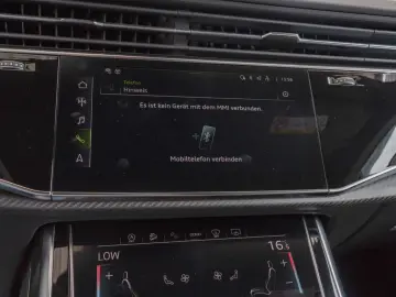 RS Q8 4.0 TFSI quattro tiptronic AHK STANDHZ. BT