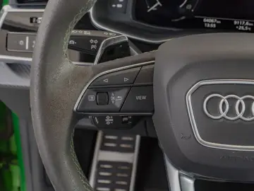 RS Q8 4.0 TFSI quattro tiptronic AHK STANDHZ. BT