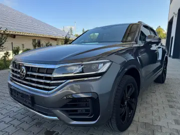 Volkswagen Touareg R-LINE PANORAMA 360  HUD DYNAUDIO