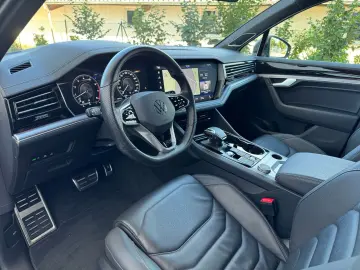 Volkswagen Touareg R-LINE PANORAMA 360  HUD DYNAUDIO