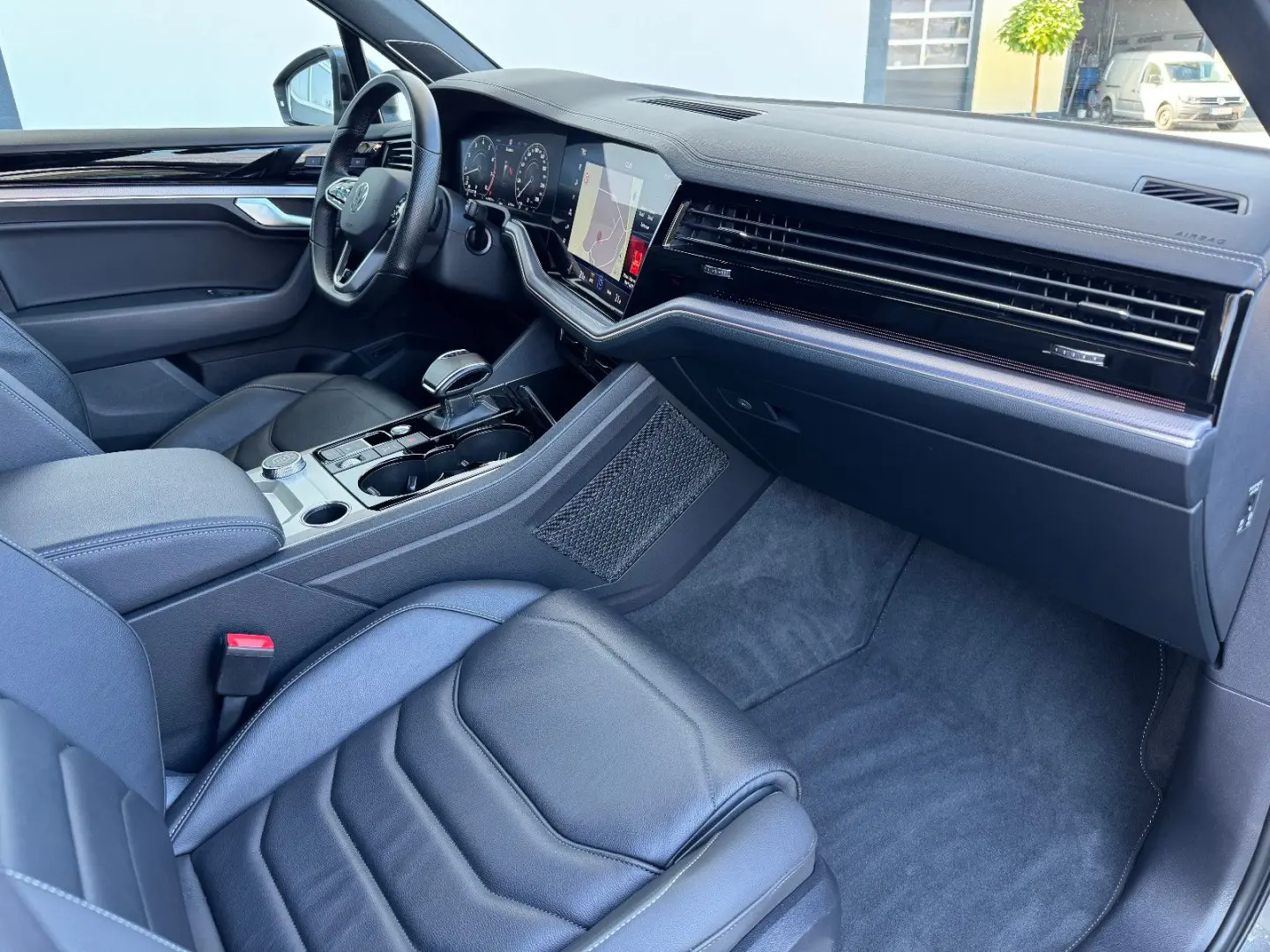 Volkswagen Touareg R-LINE PANORAMA 360  HUD DYNAUDIO