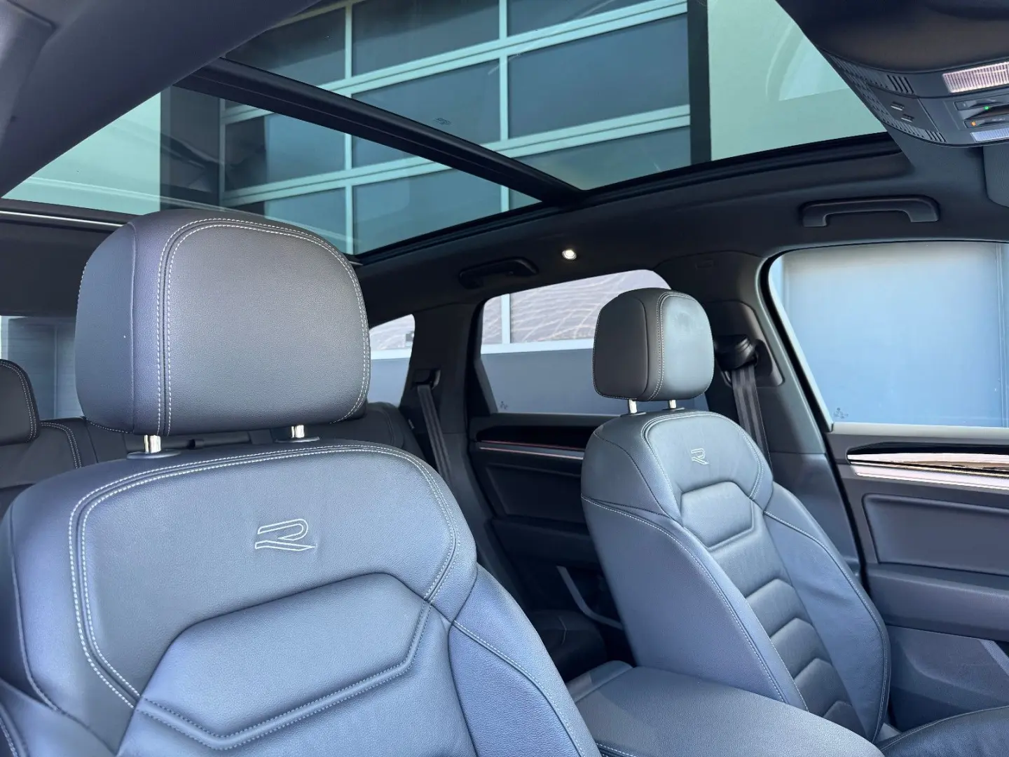 Volkswagen Touareg R-LINE PANORAMA 360  HUD DYNAUDIO