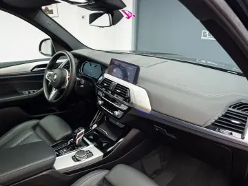 BMW X3 M40i