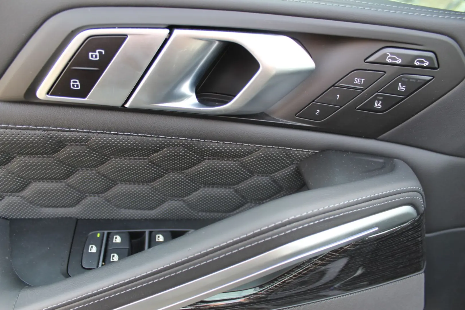 X6 M Competition   Individual!