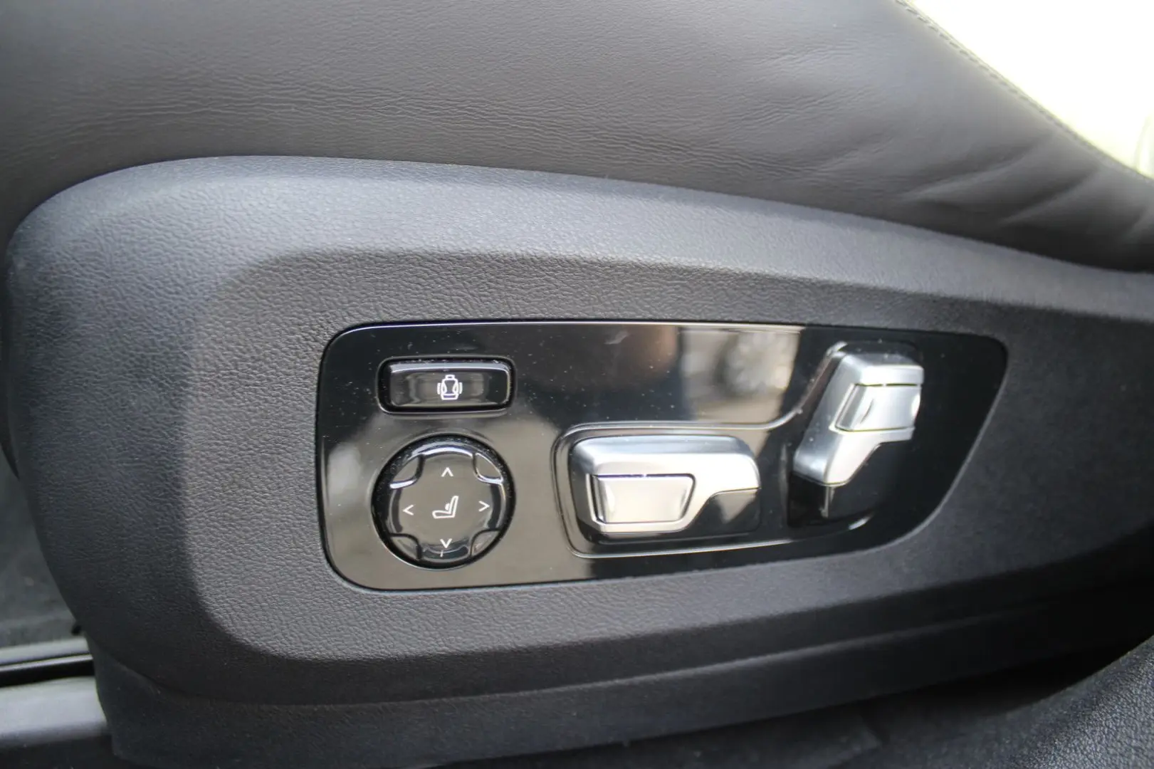 X6 M Competition   Individual!