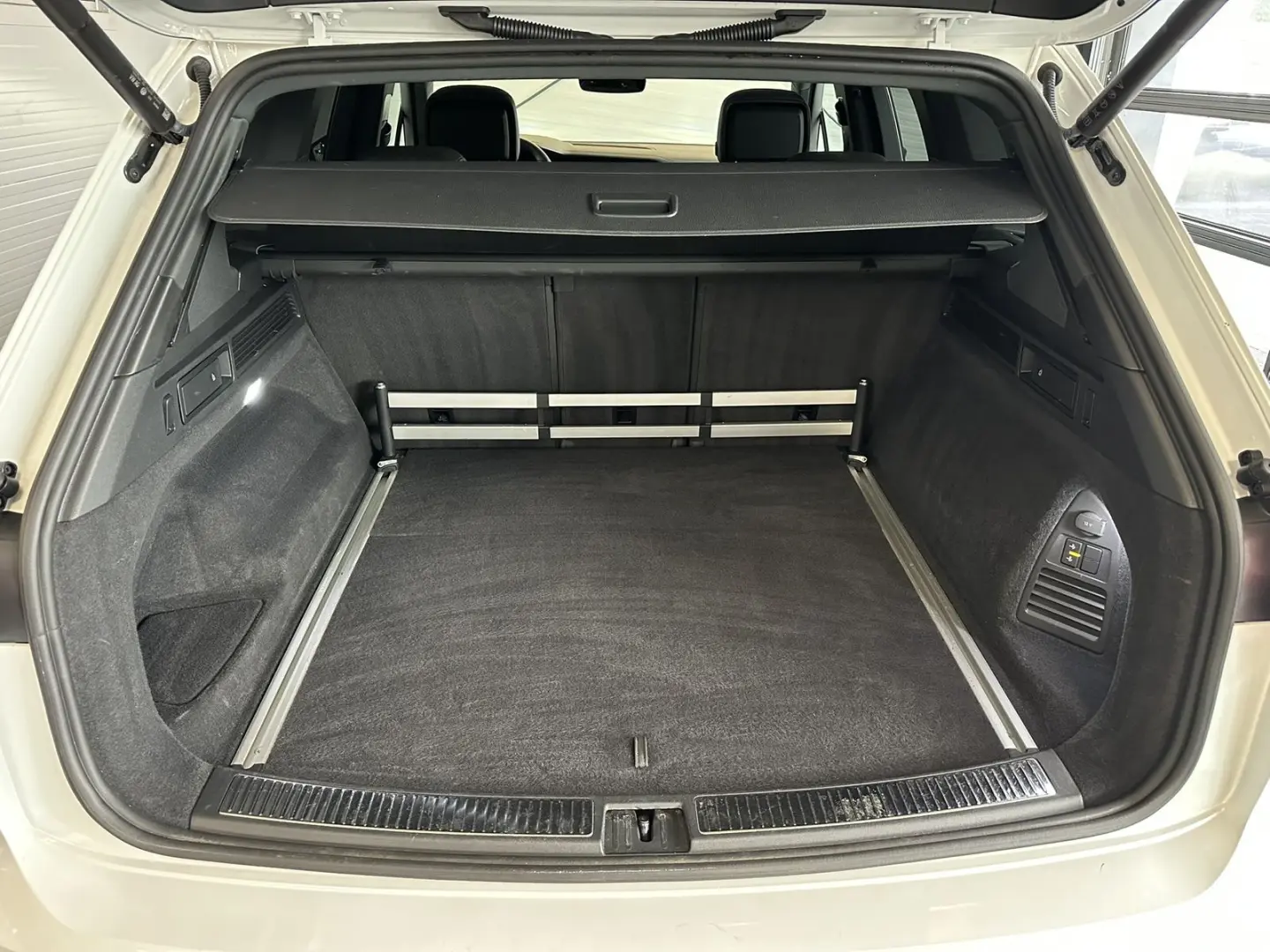 Volkswagen Touareg 3.0 TSI R-Line 4Motion Panorama HUD 360