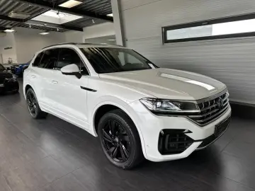 Volkswagen Touareg 3.0 TSI R-Line 4Motion Panorama HUD 360