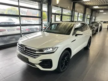 Touareg 3.0 TSI R-Line 4M Pano AHK HUD 360  LM20