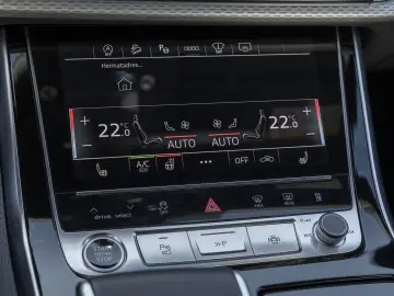 Q8 50 TDI Q 2x S LINE LM23 OPTIKPKT-SCHWARZ  BuO