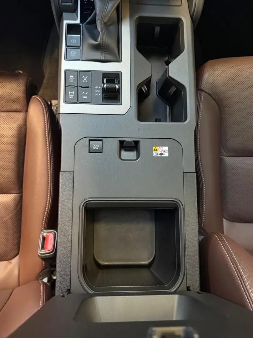 LC 250 - TEC EDITION-7-SEATS-PANORAMA-HEADUP-JBL