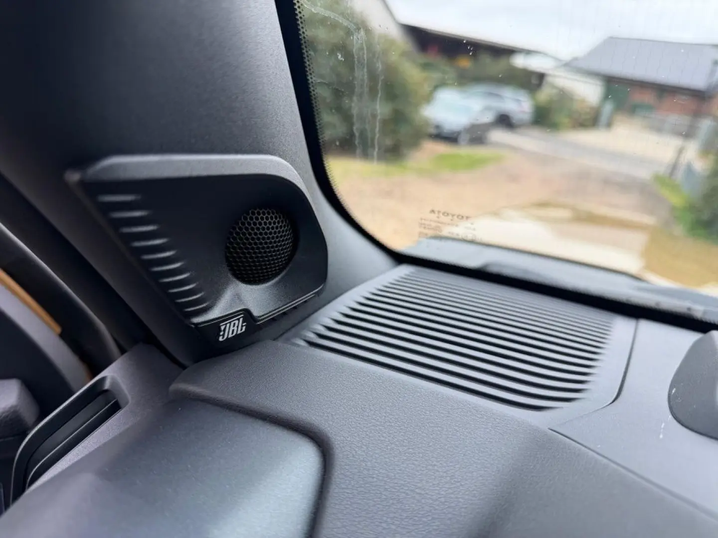 Land Cruiser 2.8 D-4D AT 5-S First Edition Pano