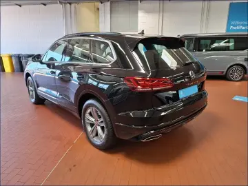 Volkswagen Touareg R-Line 4Motion LED Navi Leder