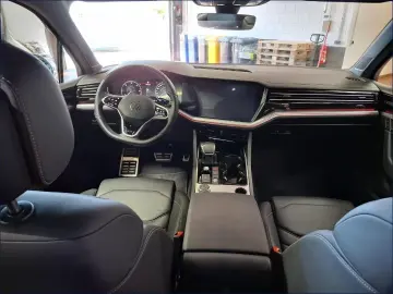 Volkswagen Touareg R-Line 4Motion LED Navi Leder