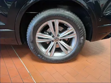 Volkswagen Touareg R-Line 4Motion LED Navi Leder