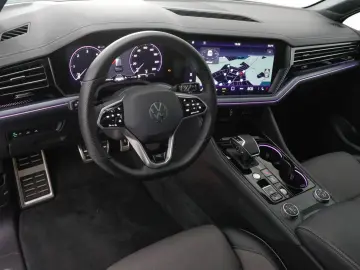 Touareg 3.0 TDI 4M DSG R-Line AHK StdHzg Matrix