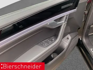 Touareg 3.0 TDI R-Line AHK PANO HuD 360