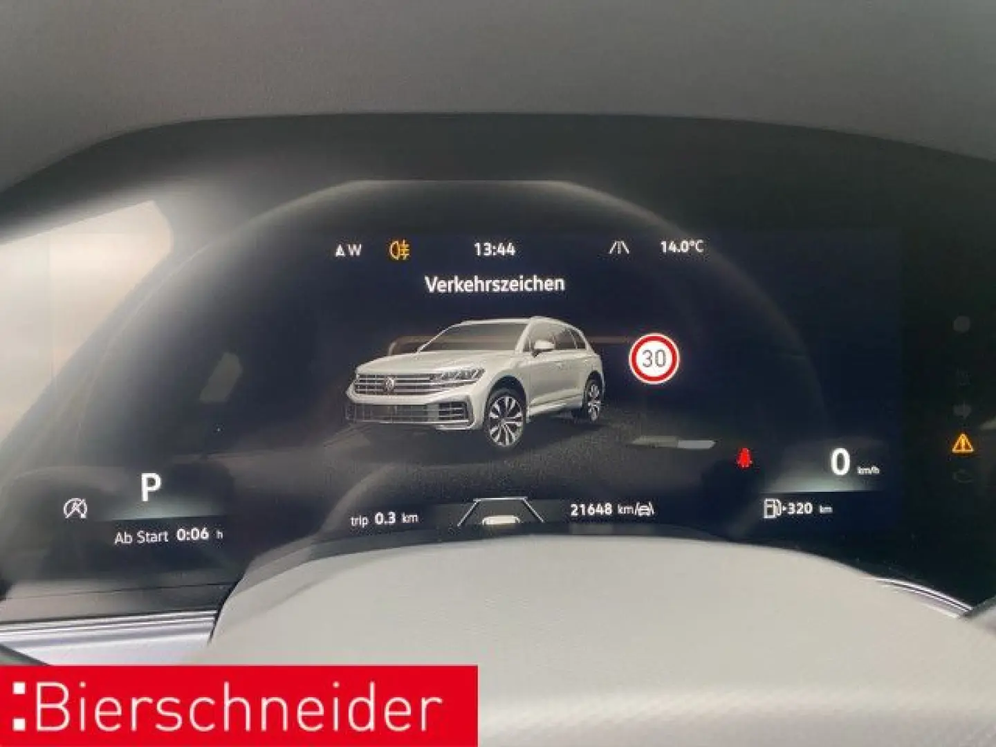 Touareg 3.0 TDI R-Line AHK PANO HuD 360