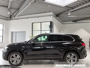 Touareg 3.0 V6 TDI R-Line 4M Tiptronic LEDER DAB