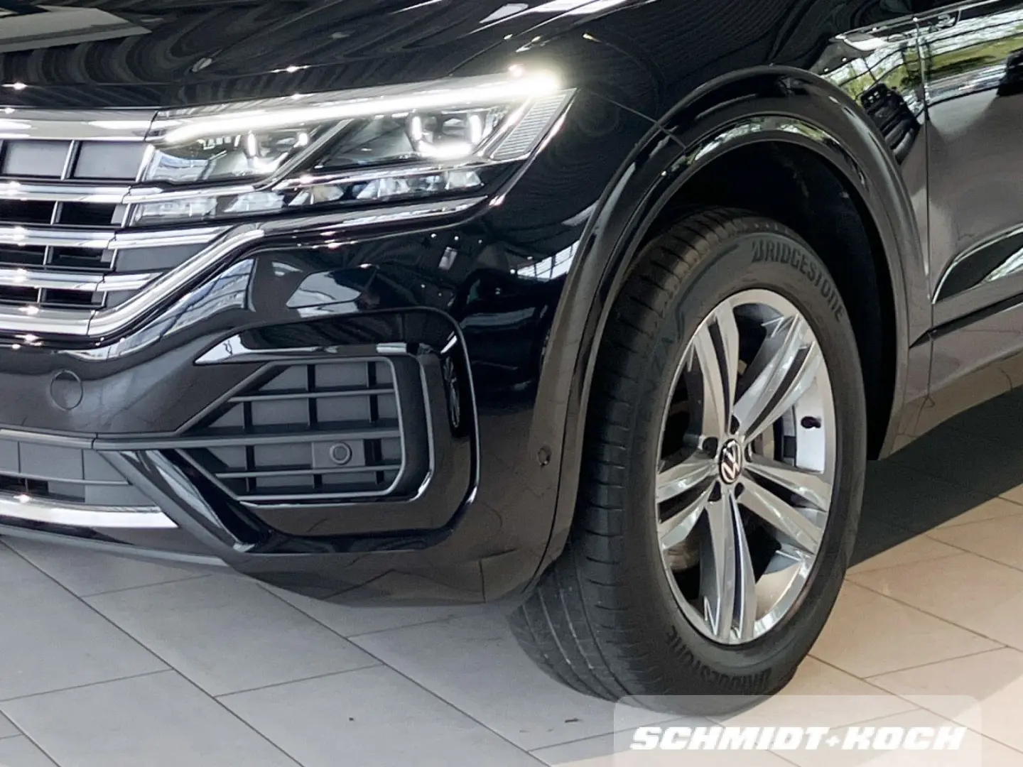 Touareg 3.0 V6 TDI R-Line 4M Tiptronic LEDER DAB