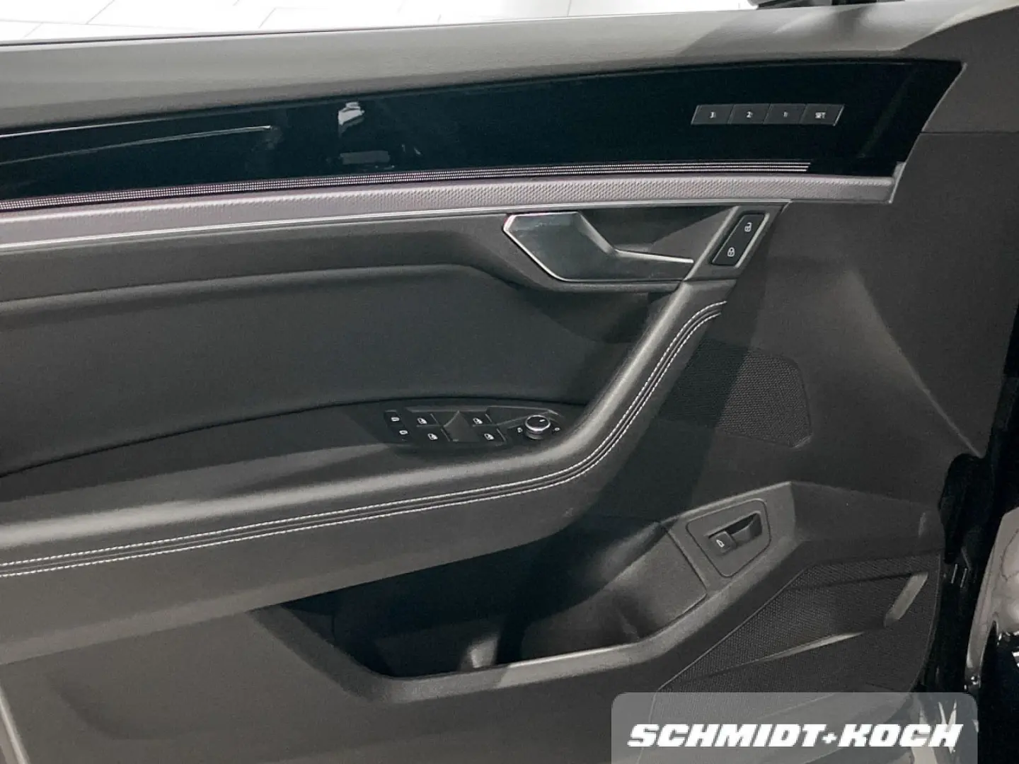 Touareg 3.0 V6 TDI R-Line 4M Tiptronic LEDER DAB