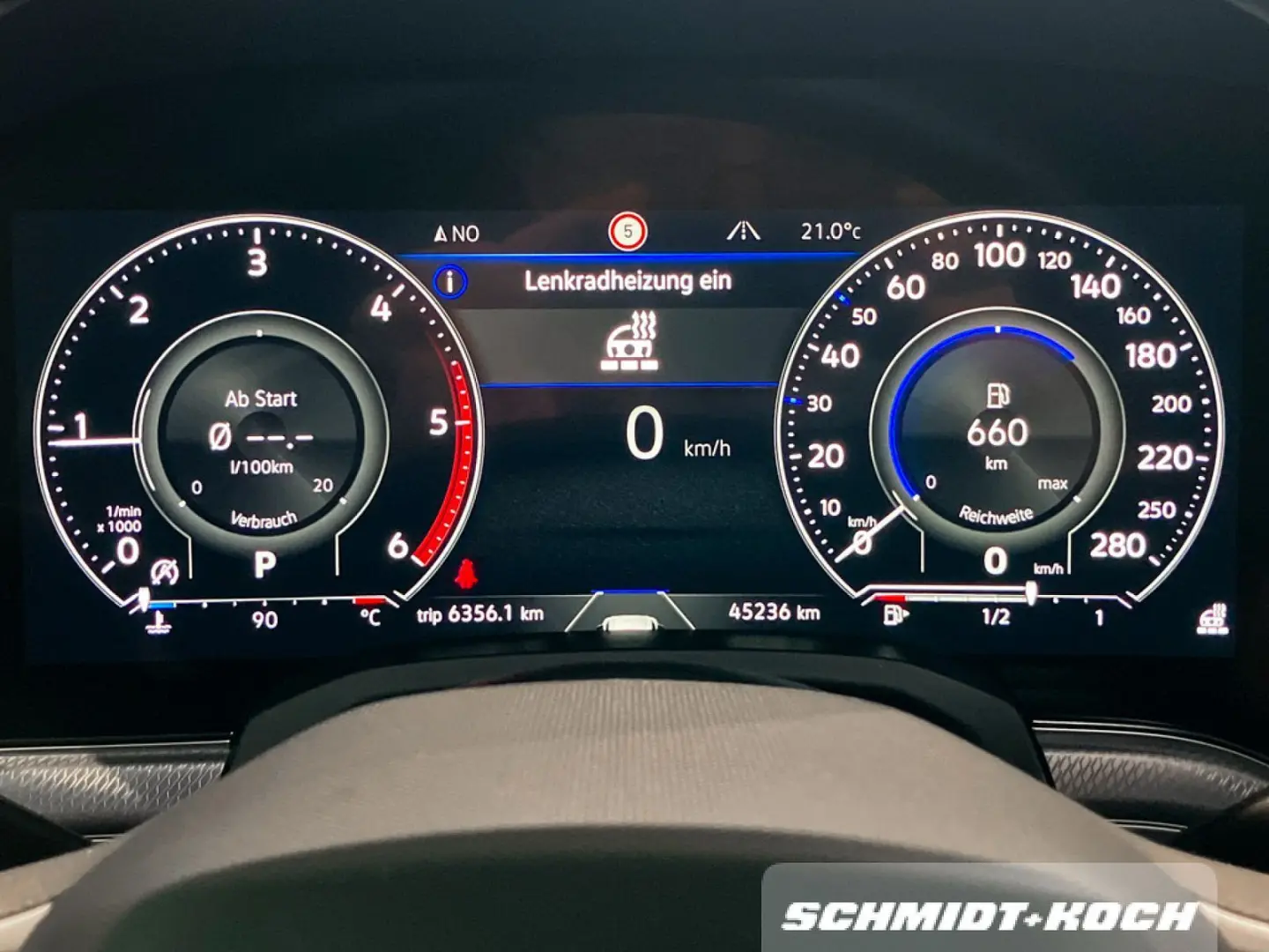 Touareg 3.0 V6 TDI R-Line 4M Tiptronic LEDER DAB