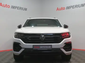 Touareg R-Line 4Motion3.0 TSI IQ.Light PANO LUFT