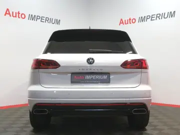 Touareg R-Line 4Motion3.0 TSI IQ.Light PANO LUFT