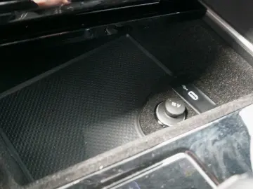 Touareg R-Line 4Motion3.0 TSI IQ.Light PANO LUFT