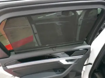 Touareg R-Line 4Motion3.0 TSI IQ.Light PANO LUFT