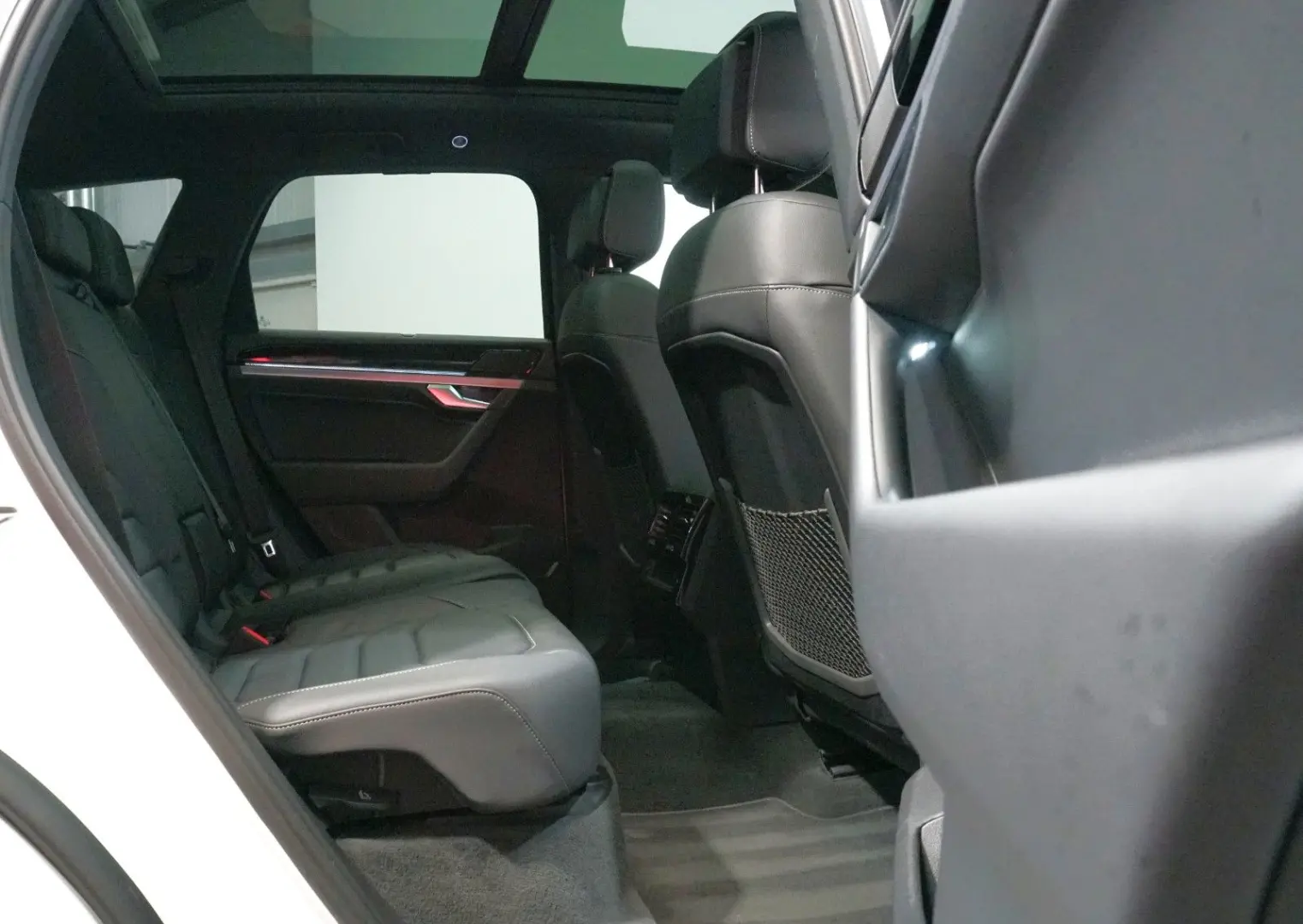 Touareg R-Line 4Motion3.0 TSI IQ.Light PANO LUFT