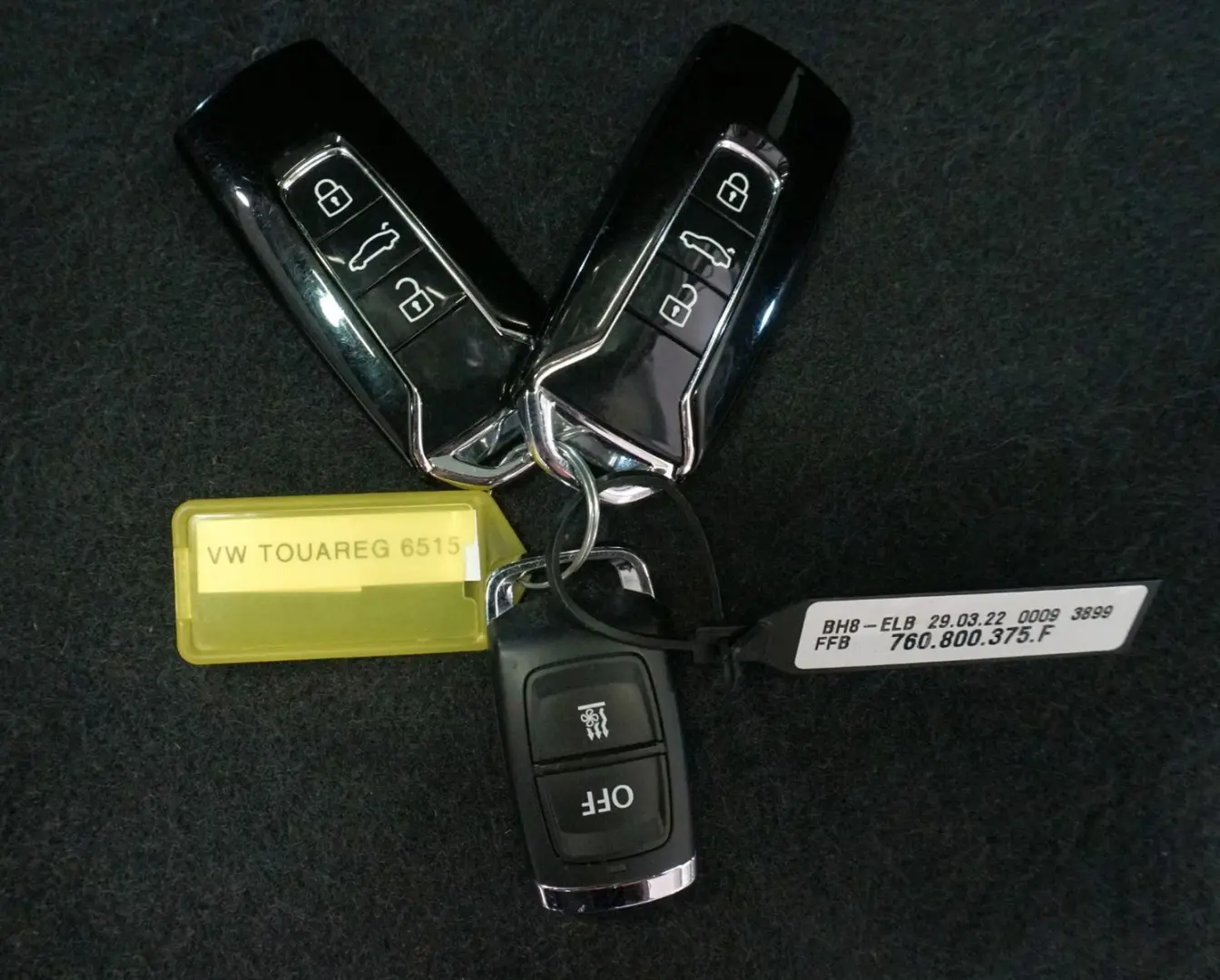 Touareg R-Line 4Motion3.0 TSI IQ.Light PANO LUFT