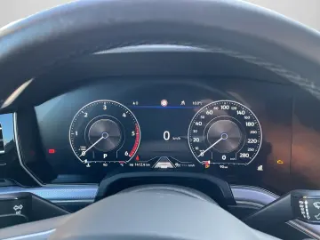 Touareg 3.0 V6 TDI DSG R-Line 4Motion Navi Pano