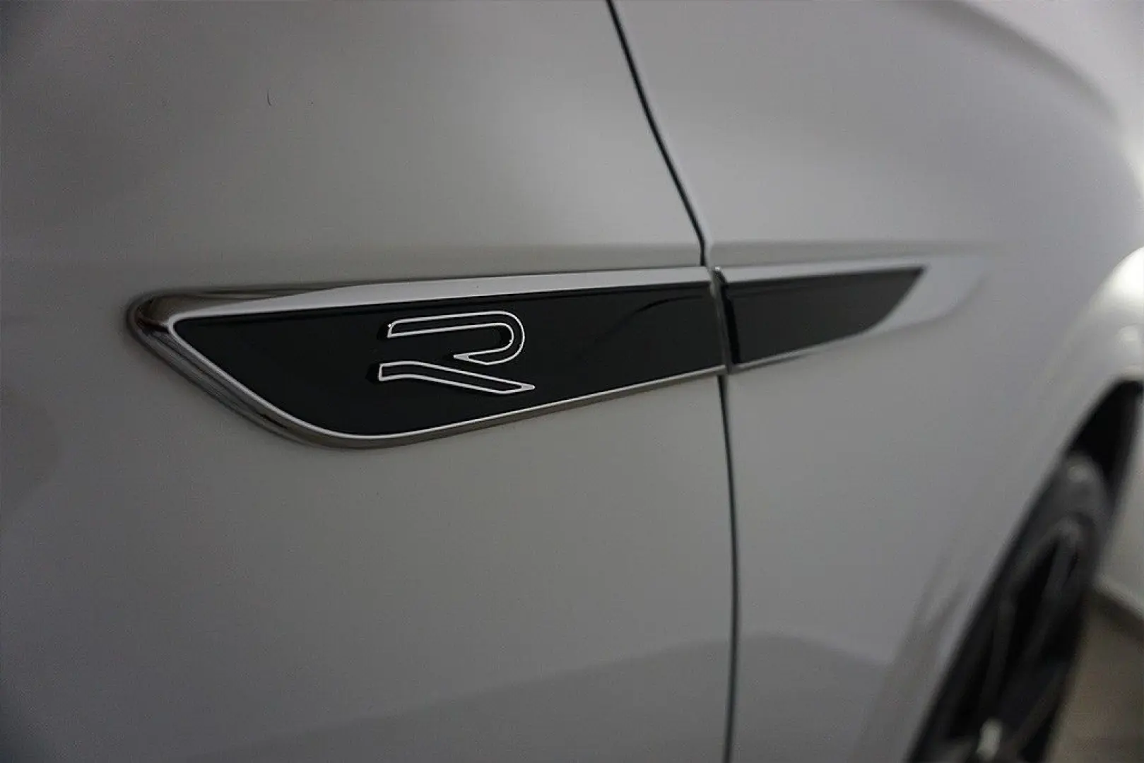 Touareg 3.0TDI Tiptr R-Line 4M Virtual AHJK Pano