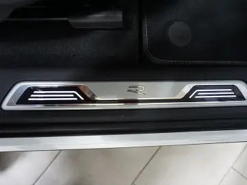 Touareg 3.0TDI Tiptr R-Line 4M Virtual AHJK Pano