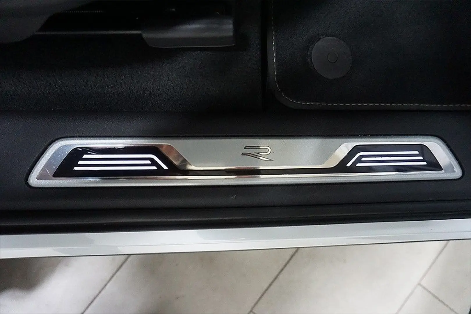 Touareg 3.0TDI Tiptr R-Line 4M Virtual AHJK Pano