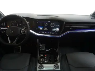 Touareg 3.0TDI Tiptr R-Line 4M Virtual AHJK Pano