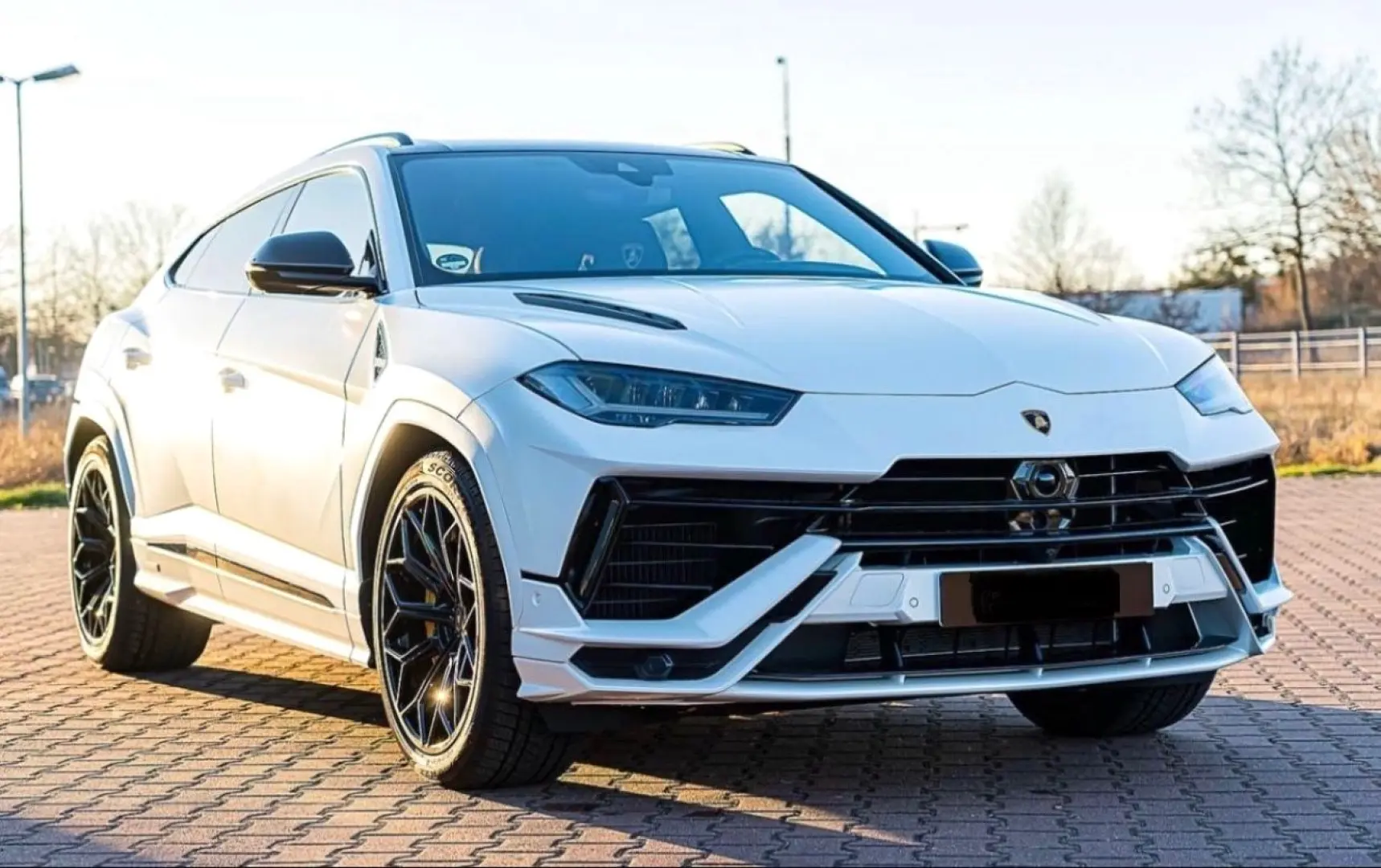 Urus S 4.0 V8  B&O HUD TV  Carbon Interieur