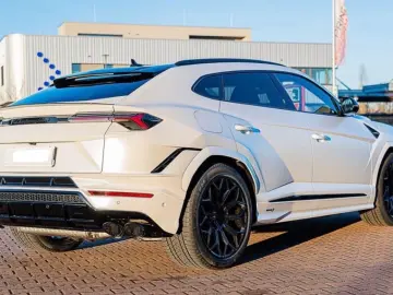 Urus S 4.0 V8  B&O HUD TV  Carbon Interieur