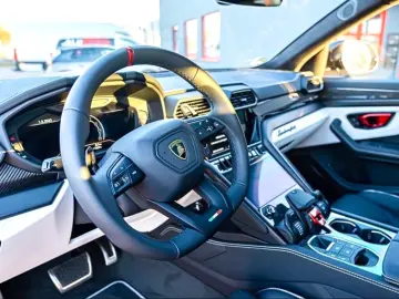 Urus S 4.0 V8  B&O HUD TV  Carbon Interieur