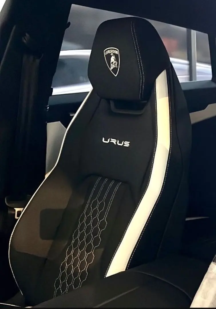 Urus S 4.0 V8  B&O HUD TV  Carbon Interieur