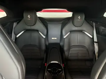 Purosangue      Ferrari Frankfurt