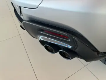 Purosangue      Ferrari Frankfurt