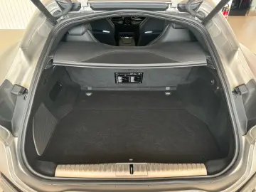 Purosangue      Ferrari Frankfurt