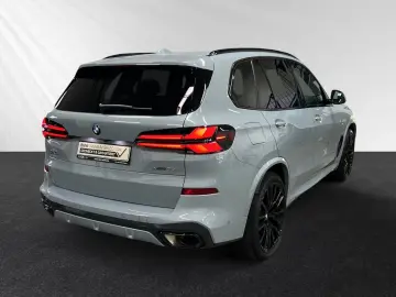 X5 xDrive30d  € 1.190 Zubehörbonus M Sport Pro