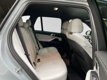 X5 xDrive30d  € 1.190 Zubehörbonus M Sport Pro